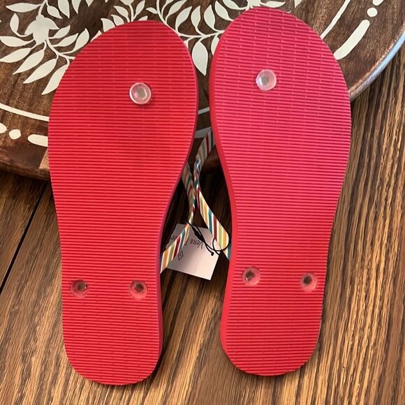Vera Bradley flip flops, Rumba pattern, Size Medium, NWT - Picture 3 of 6